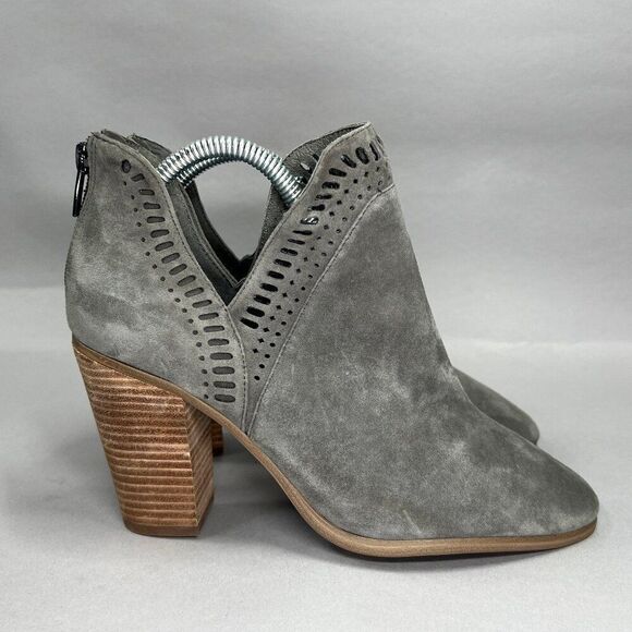 Vince Camuto Fileana Booties Women's Size 9.5 Split Shaft Suede Ankle Boots - Picture 1 of 15